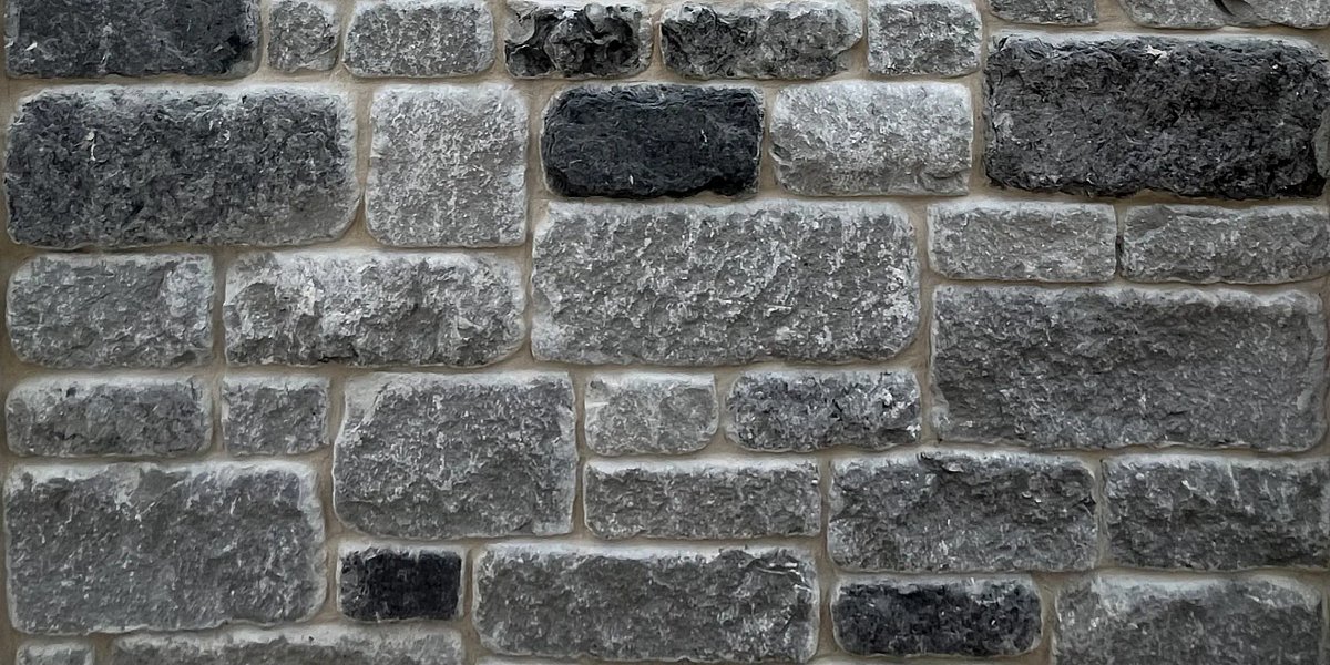 Lueders Charcoal Chop Tumbled 4"
